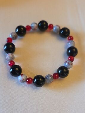 Black, Red & White Beaded Stretch Bracelet